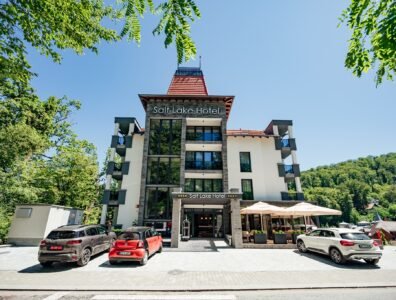 Salt Lake Hotel Sovata – Cazare lângă Lacul Ursu