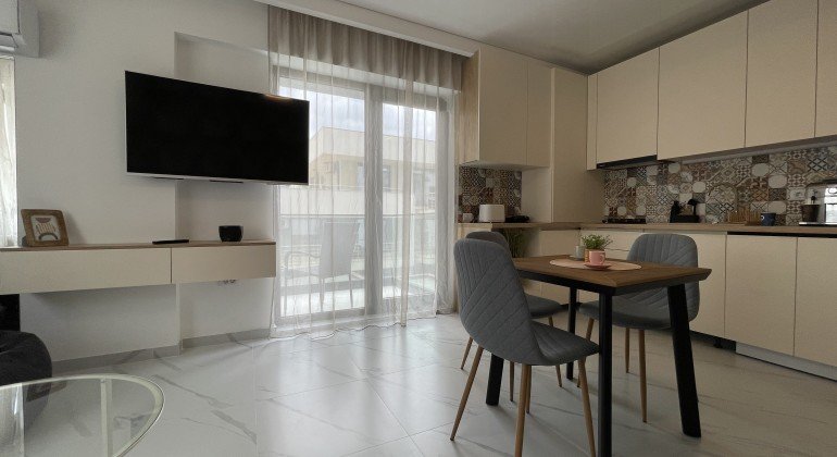 Regim Hotelier Jap Apartment Mamaia Nord