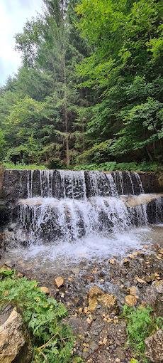 Cascada LA CHISATOARE