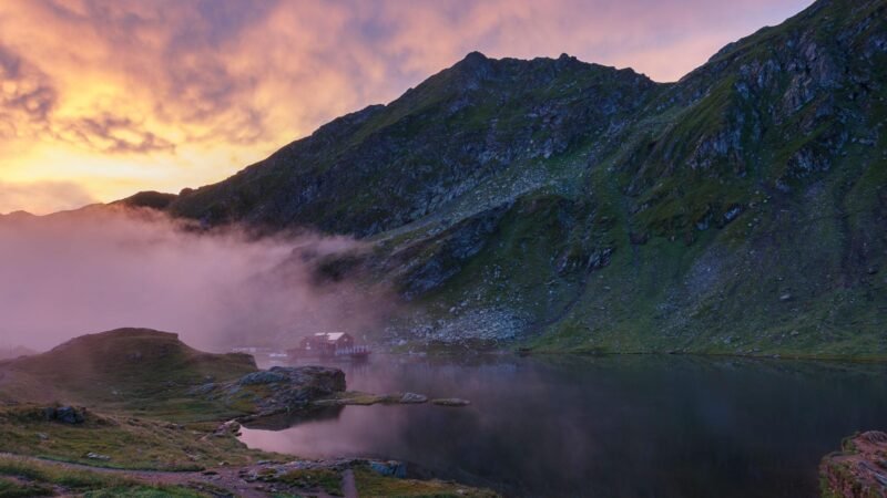 Lacul Bâlea la răsărit