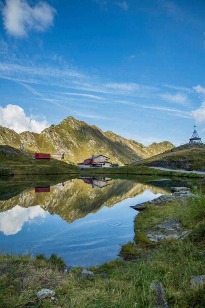 Lacul Bâlea la răsărit