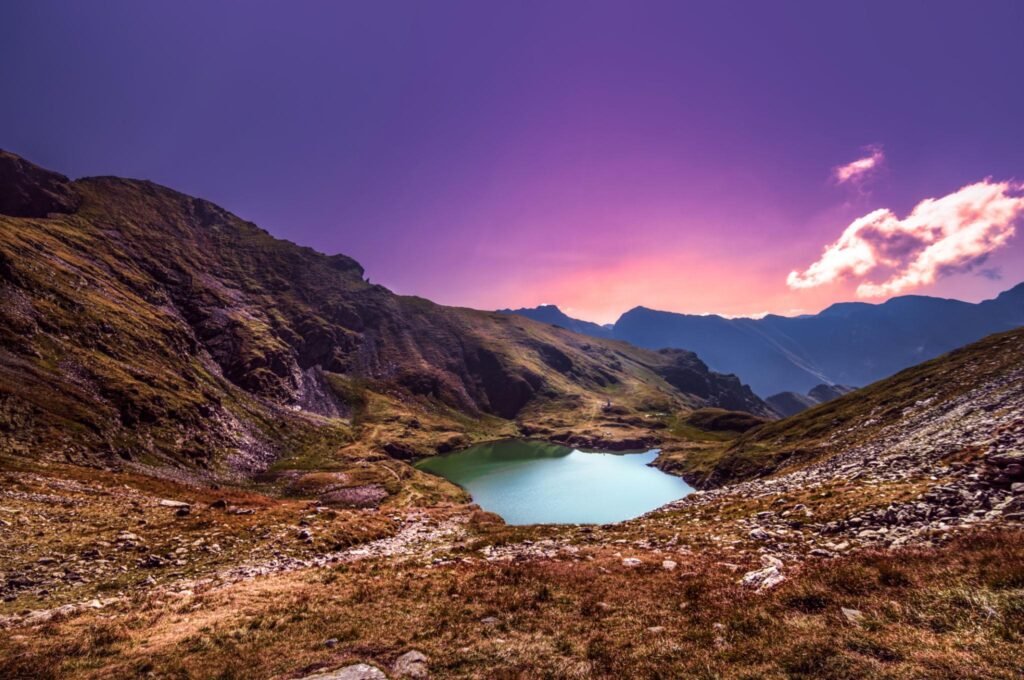 Lacul Capra din Munții Făgăraș