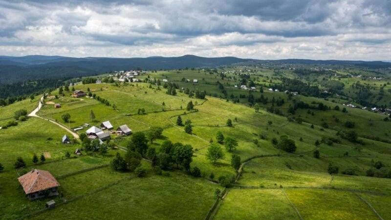 Satul Măguri din județul Cluj și Munții Gilău