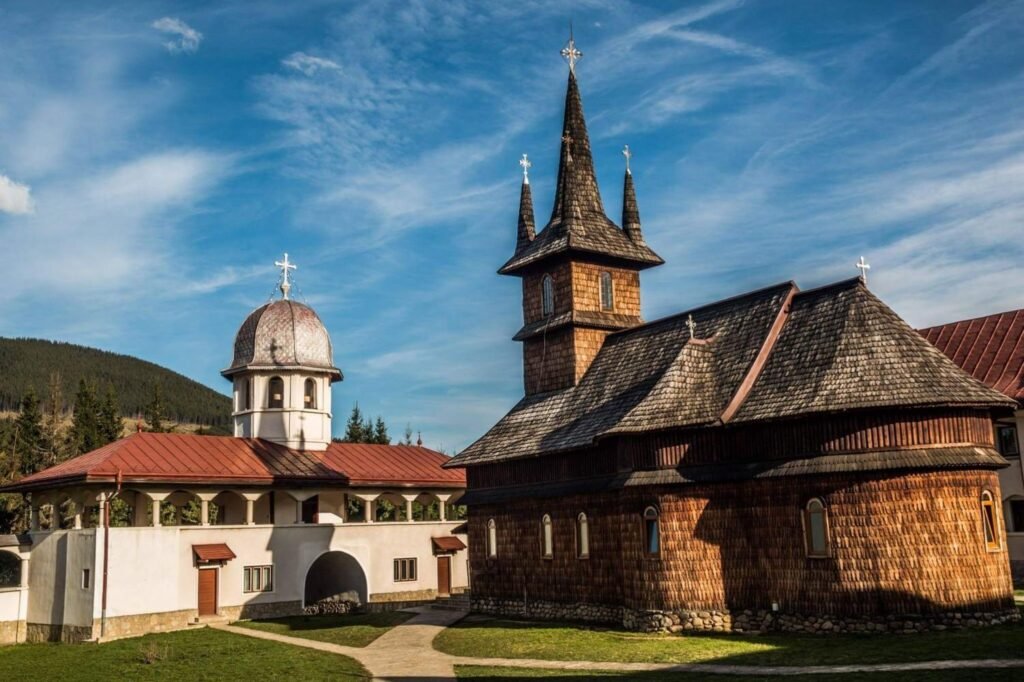 Mănăstirea Oașa din Munții Șureanu