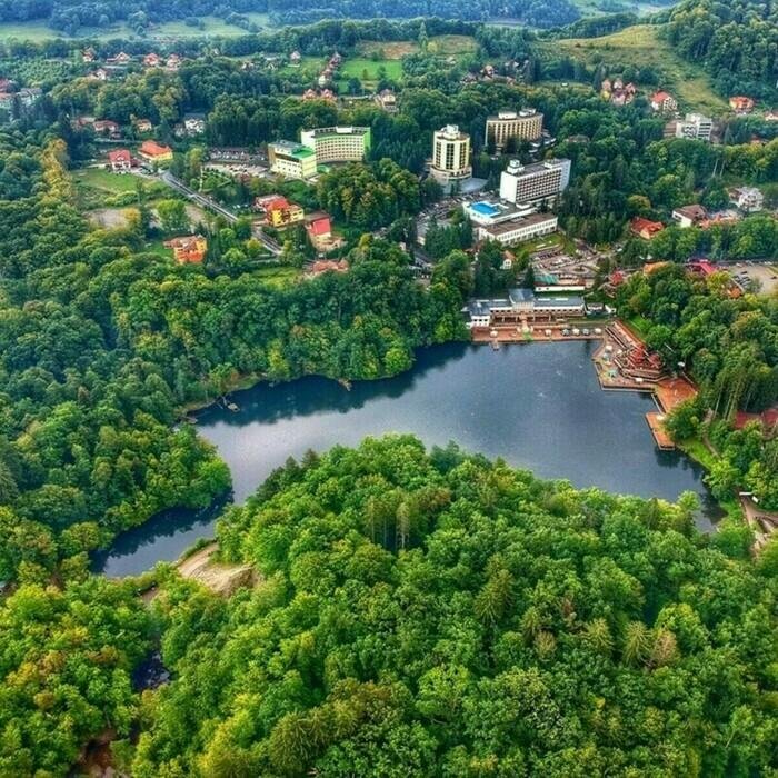 Panorama stațiunii Sovata la răsărit.