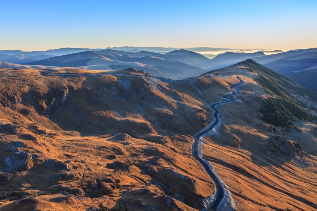 Transalpina în zona Munților Șureanu
