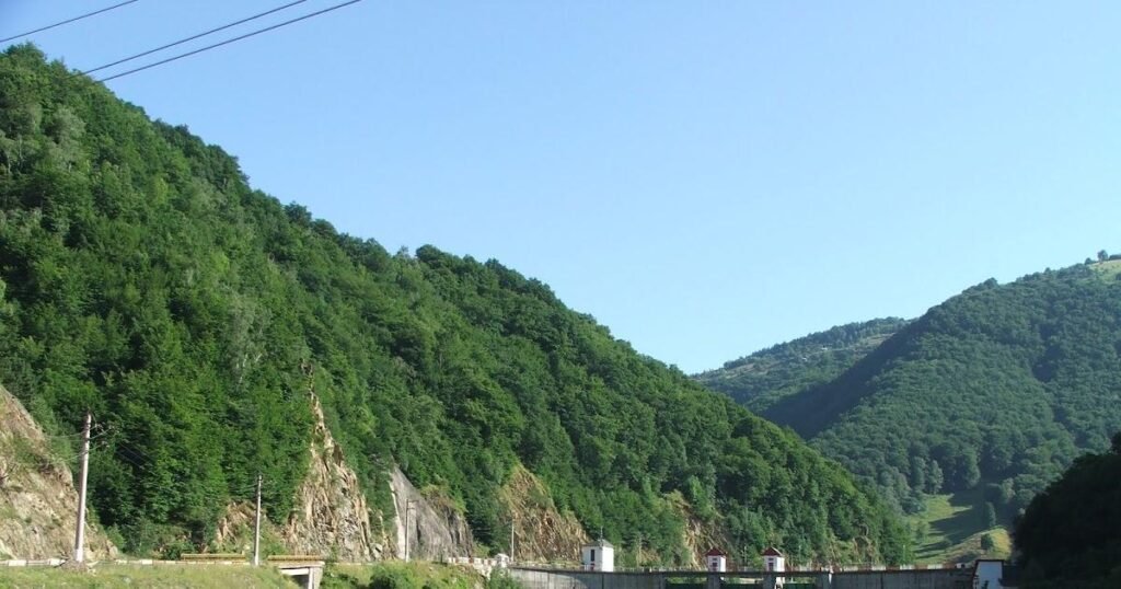 Valea Sebeșului pe drumul spre Șugag și Transalpina