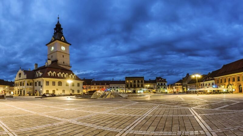 Vizitează Brașov