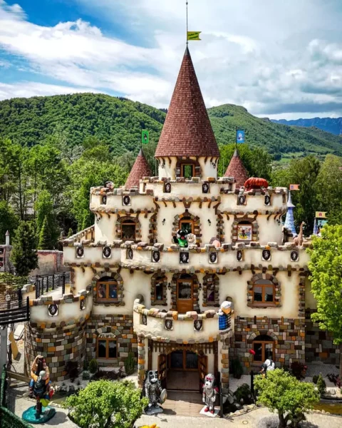 Valea cu Povești